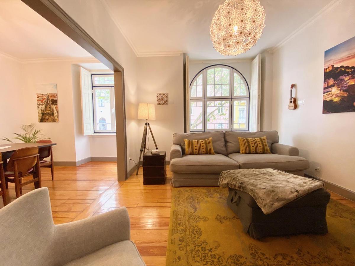 Apartment Luxury Vintage Apartment By Myplaceforyou, At The City Centre Next To Marques De Pombal Lissabon